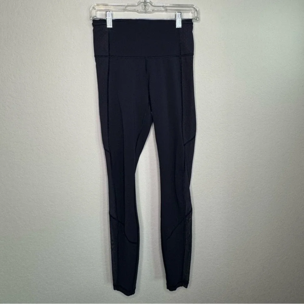 Lululemon‎ Body Con Tight Leggings- Sz 6